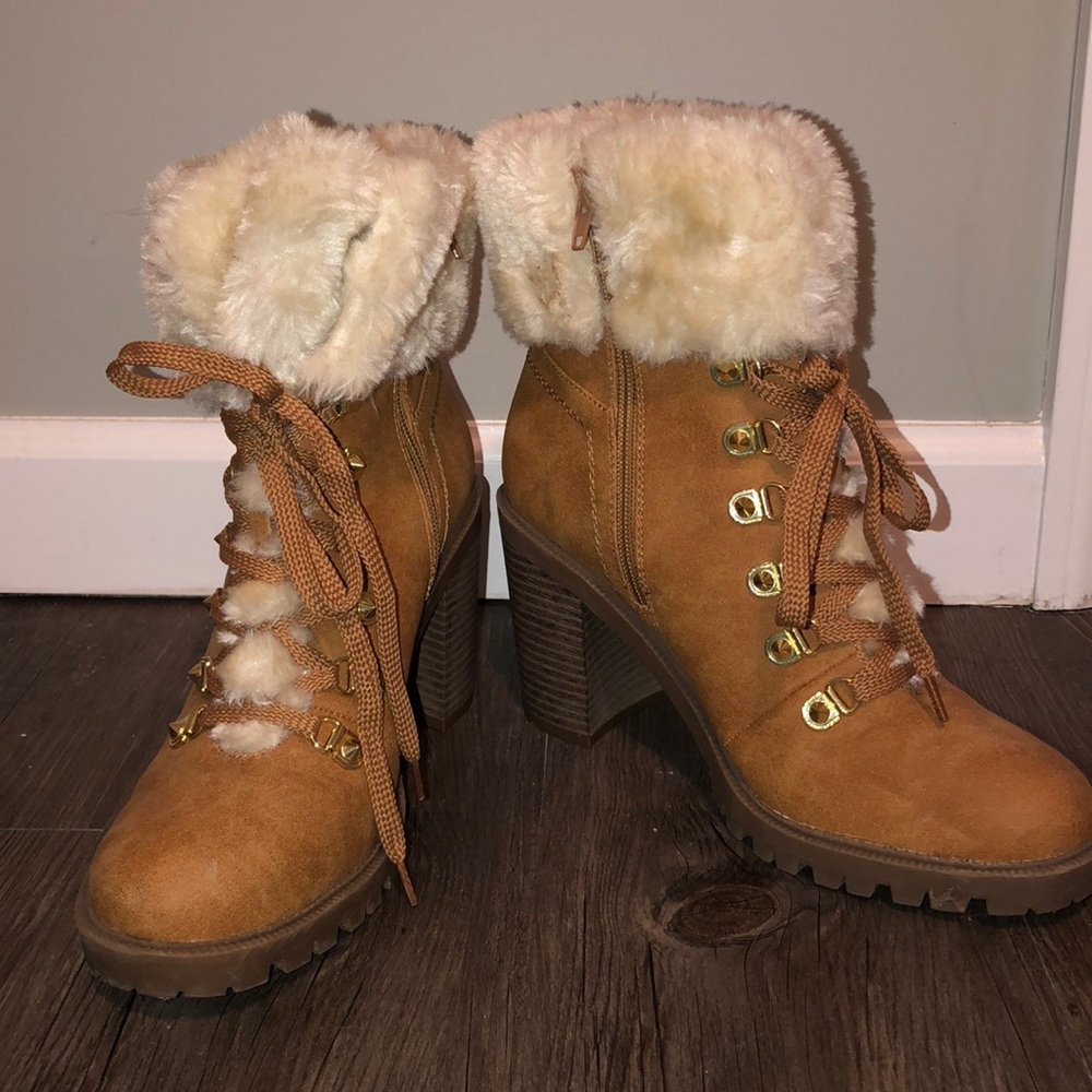Guess Booties with Fur